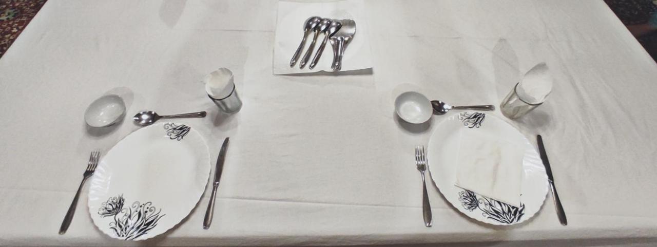 Luxury Scotland Srīnagar 外观 照片