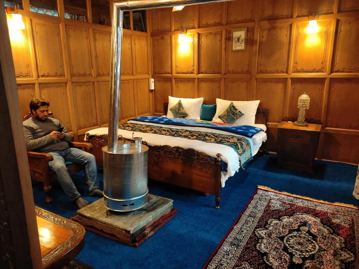 Luxury Scotland Srīnagar 外观 照片